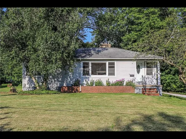 7558 Ruth St, Mentor, OH 44060