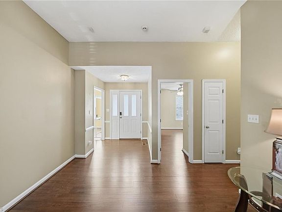 3rd image of 4520 Princess Dr