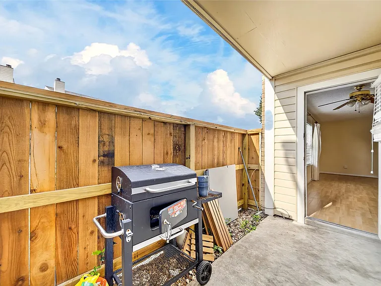 2750 Holly Hall St #1706 — Photo 25