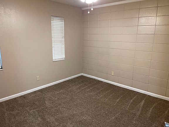 5th image of 1903 Dawsey St APT 3