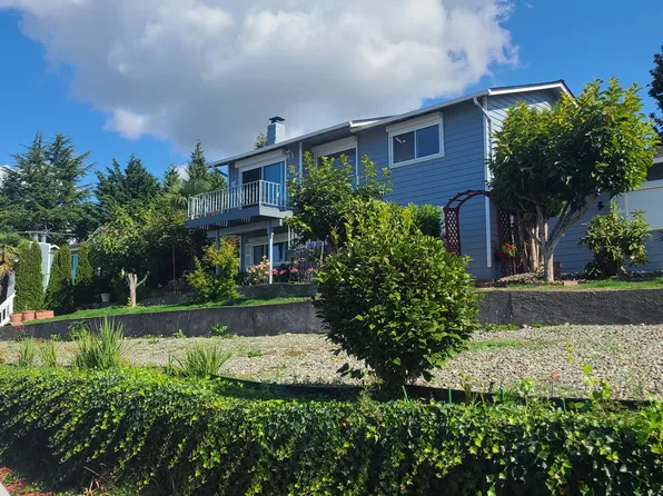 28008 22nd Ave S, Federal Way, WA 98003