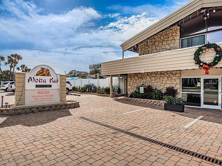 6020 Midnight Pass Rd #52A — Photo 26