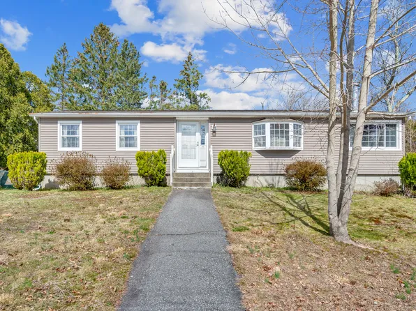 26 Skyview Terrace, Groton, CT 06340