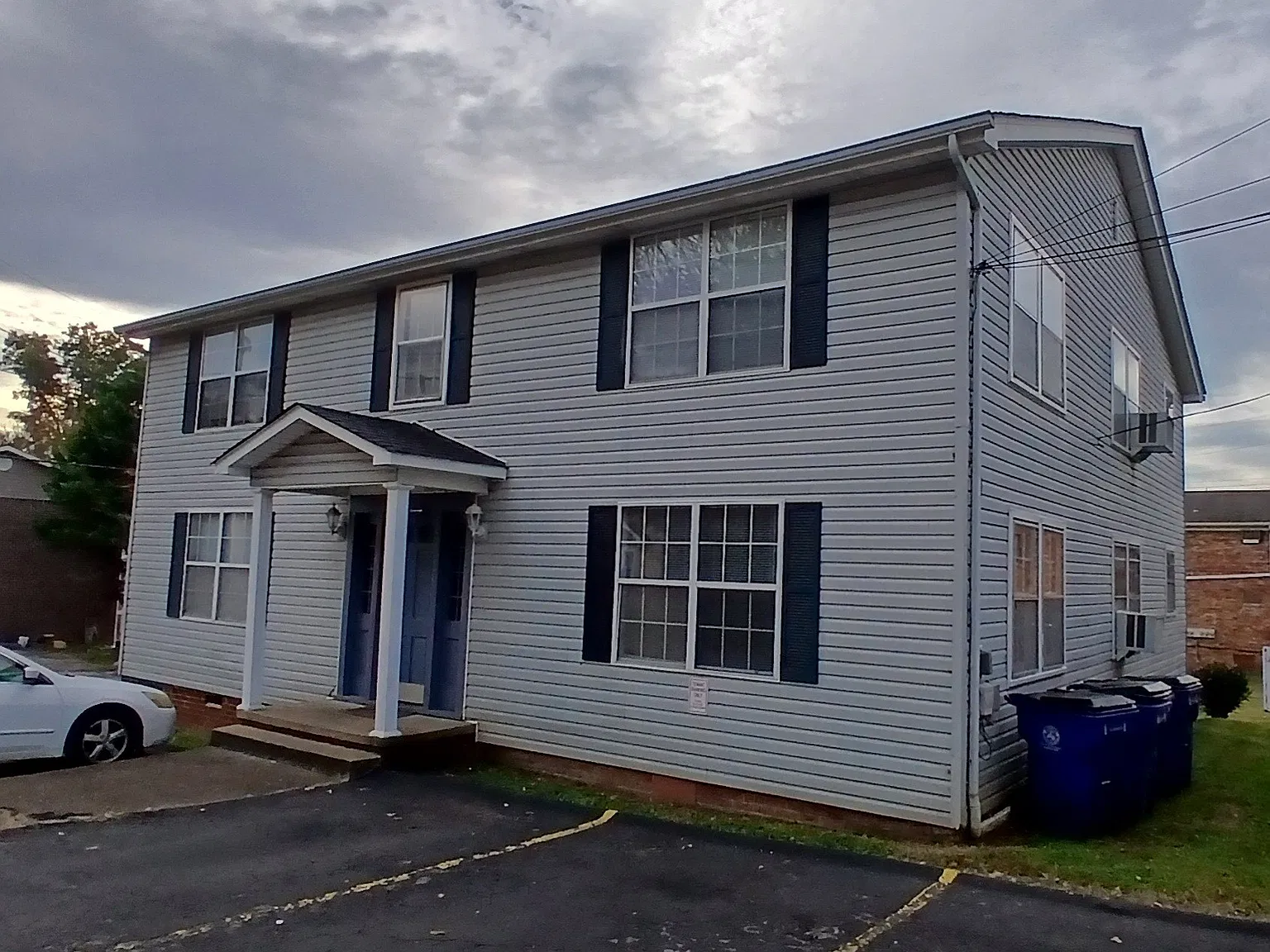 2 bed, $850 — Photo 1