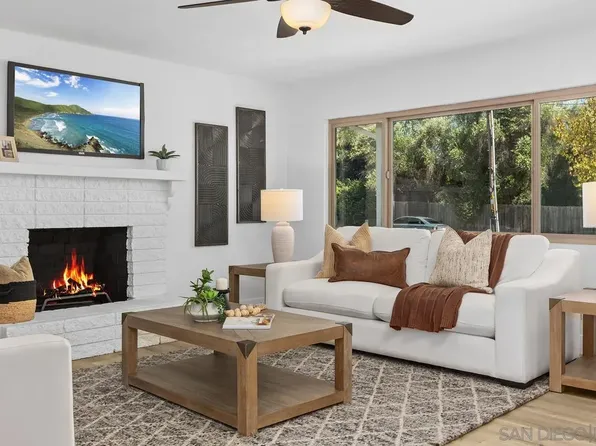 2738 Oak Hill Dr, Escondido, CA 92027