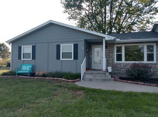 824 Main St, Courtland, KS 66939