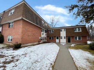 80 Damon Rd APT 2102, Northampton, MA 01060