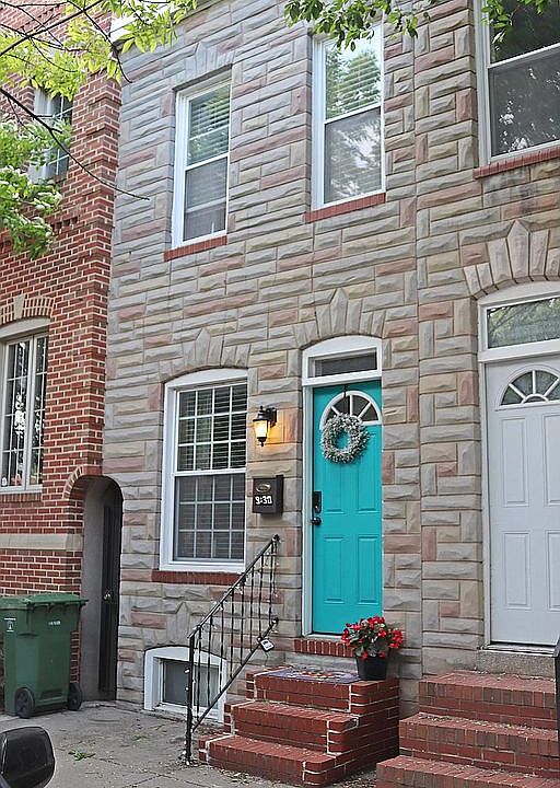 1st image of 930 S Kenwood Ave