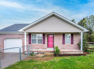 317 Easton Cir, Bowling Green, KY 42101
