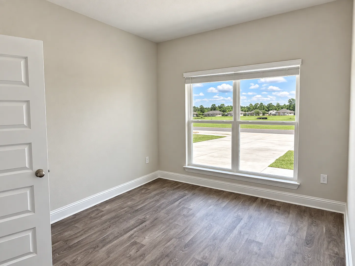 4 bed, 1417 sqft, $2,200 — Photo 4