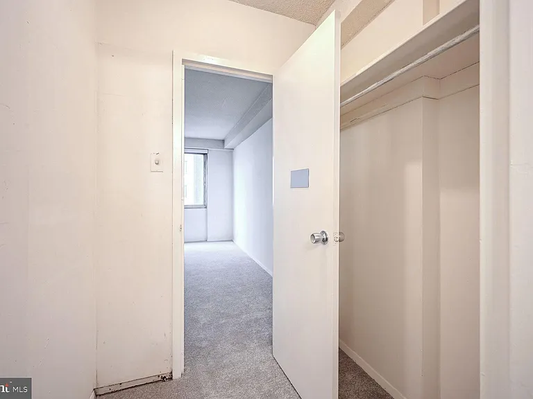 5500 Friendship Blvd #1125N — Photo 10