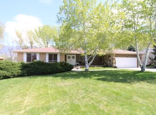 8383 S Willow Creek Dr, Sandy, UT 84093