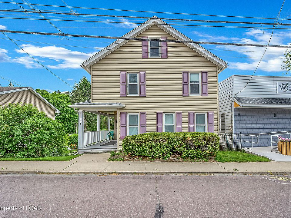 1st image of 135 College Ave
