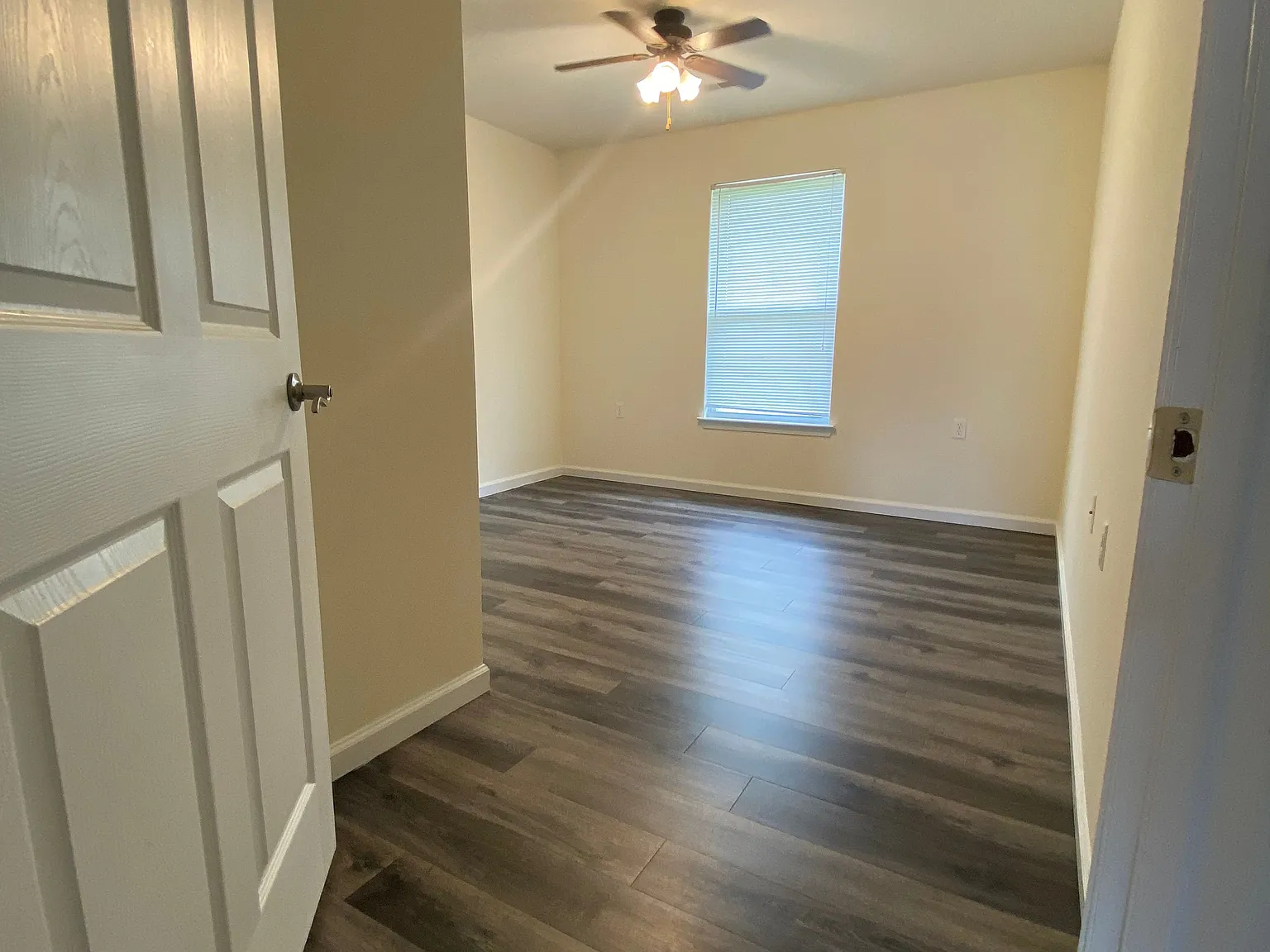 Applewood Apartments — Photo 4