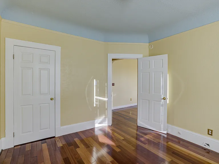 433 Brazil Ave — Photo 7
