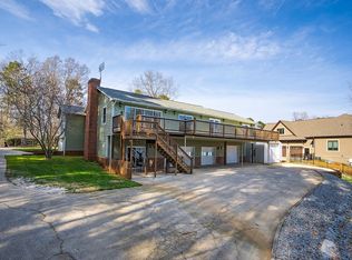 8502 Pine Lake Rd, Denver, NC 28037