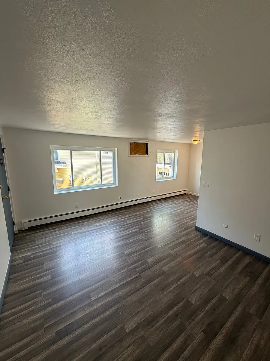 Building Photo - 30 Doubleday St #4