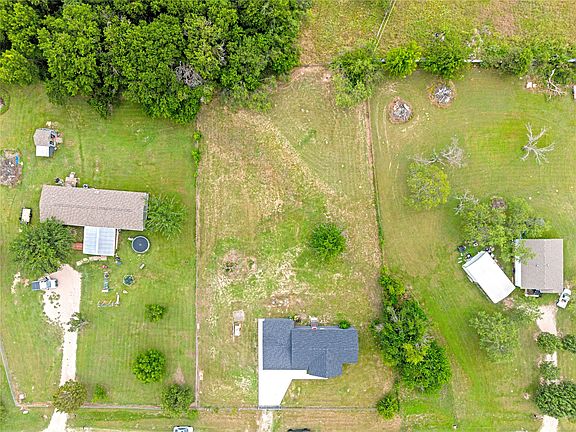 4th image of 1411 Fair Haven Cir