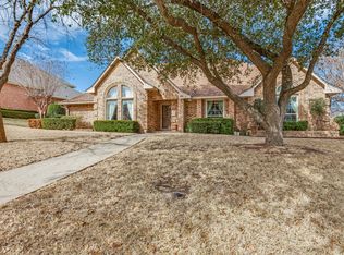 528 Missionary Rdg, Desoto, TX 75115