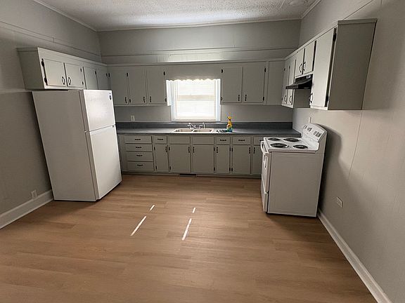 2nd image of 202 Cheatham St