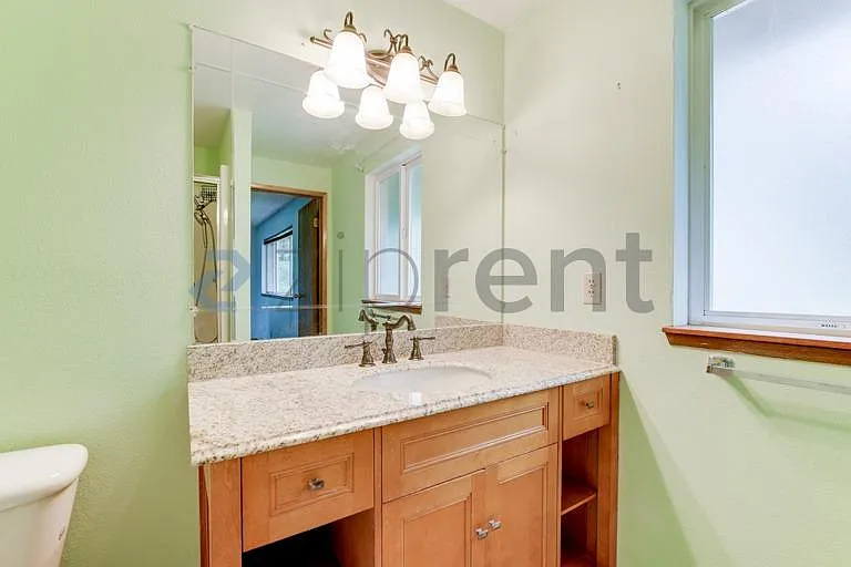 2615 SE 16th St — Photo 11