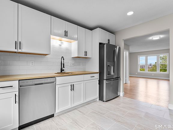 5th image of 114 Lexington Avenue #H
