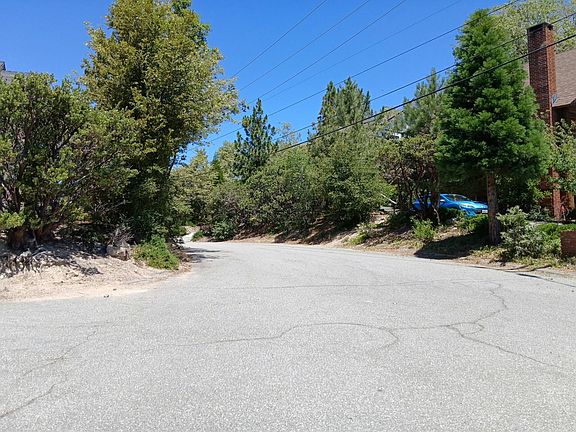 5th image of 943 Nadelhorn Dr