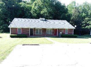 608 Telfair Ct, Suwanee, GA 30024