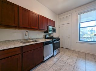 3822 N Fremont St #2, Chicago, IL 60613