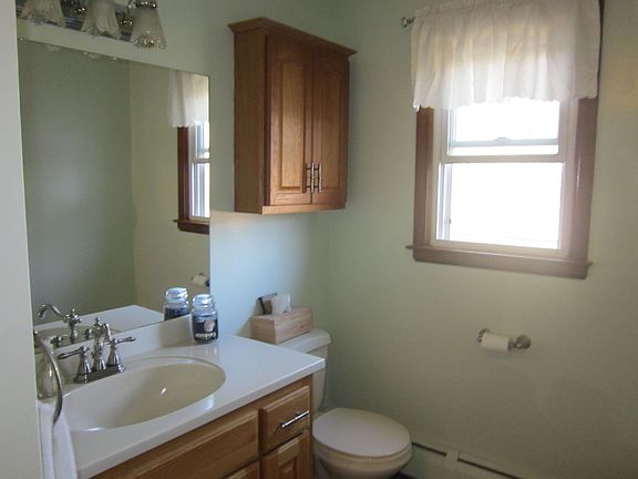 Upstairs bathroom