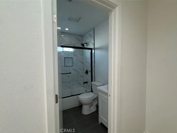 9307 S Budlong Ave, Los Angeles, CA