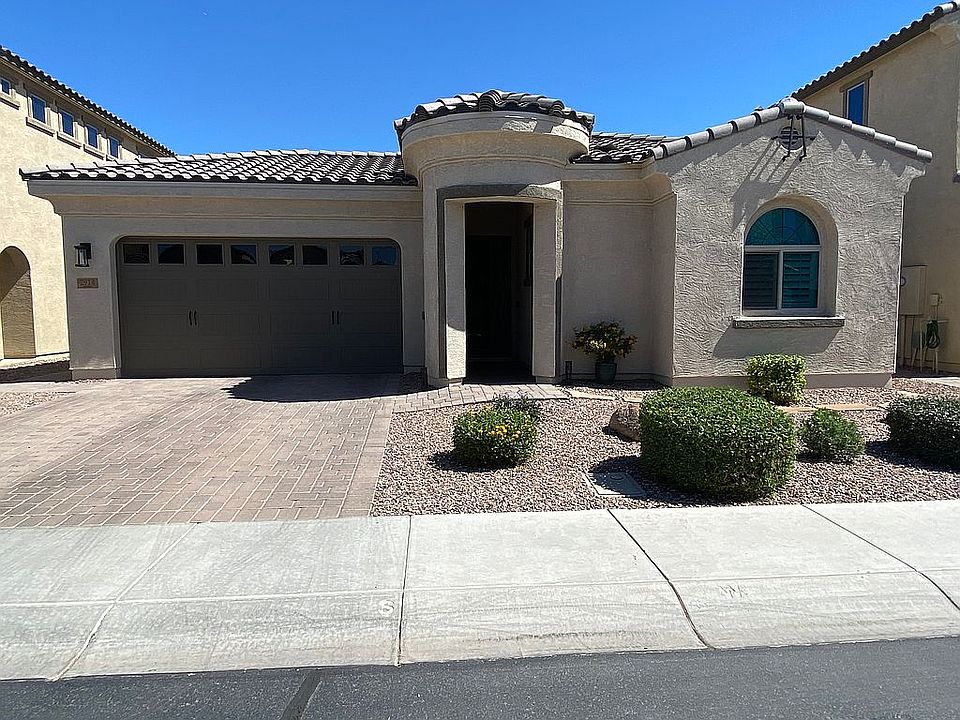 1st image of 2914 E Aloe Pl