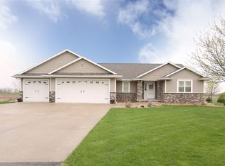 5382 Whitecap Ct, Omro, WI 54963