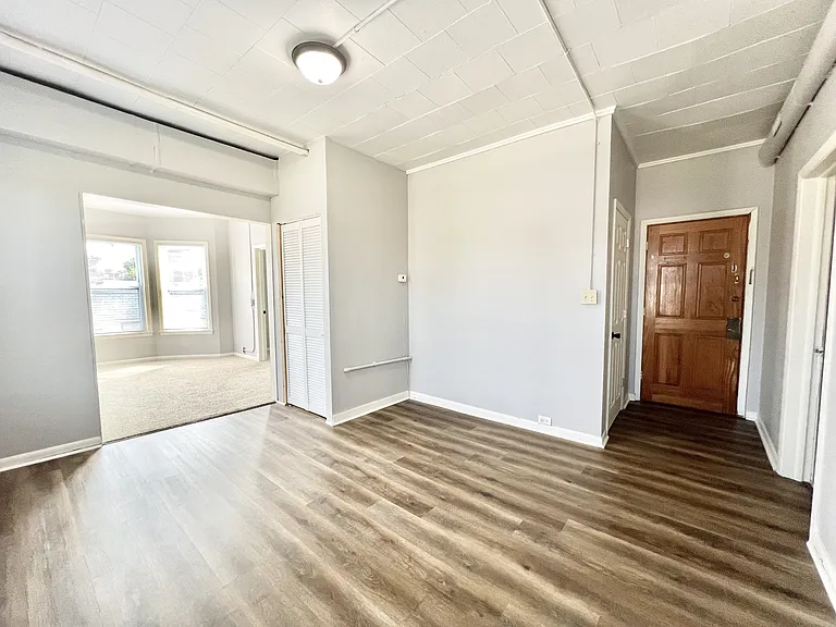 700 Hackett St — Photo 6