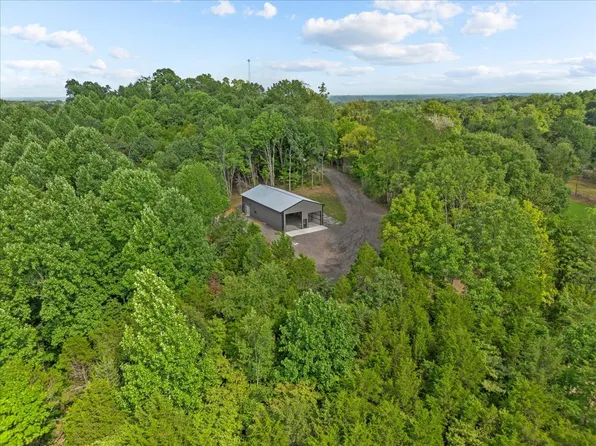 431 Old Highway 49, Charlotte, TN 37036