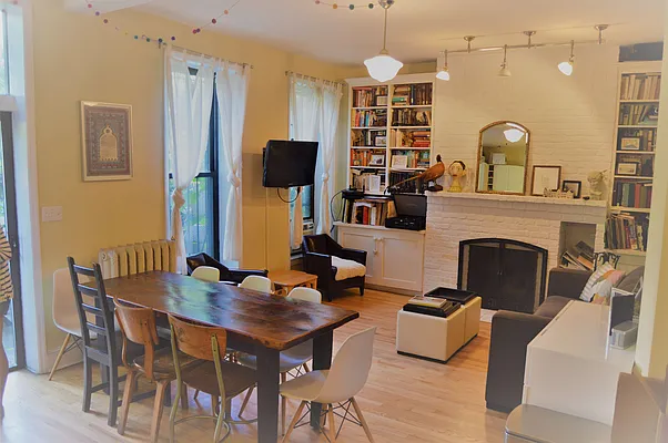 Rented by Owner | media 12