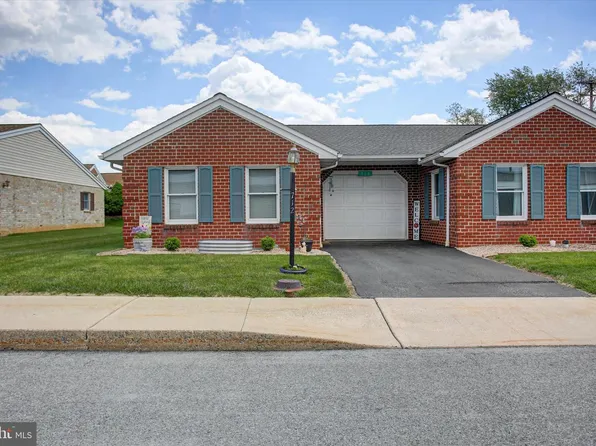 712 Marden Ave N, Shippensburg, PA 17257