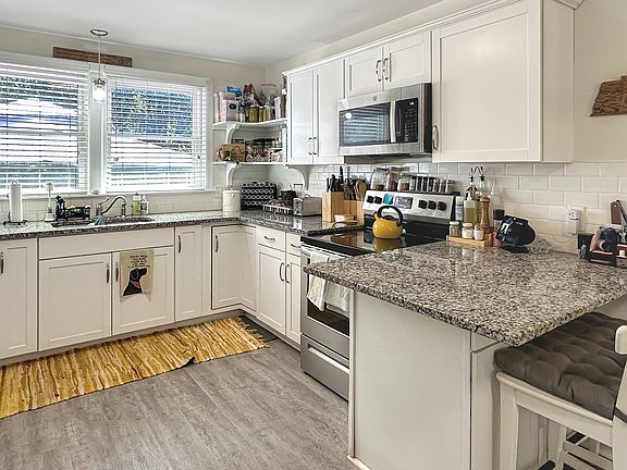 5th image of 103 Ryburn Ct