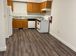 240 N Holly St #A, Medford, OR 97501