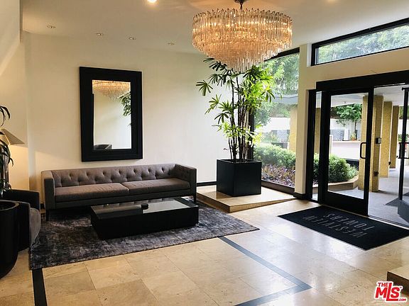 4th image of 1155 N La Cienega Blvd APT 207