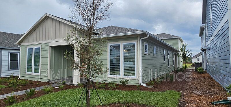 1st image of 3149 Voyager Ave
