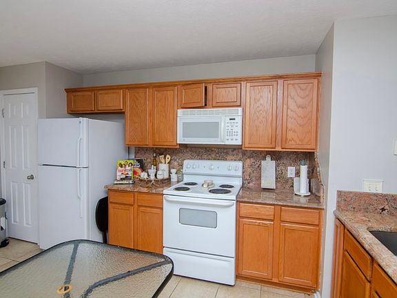 4th image of 4016 Cody Dr #4016