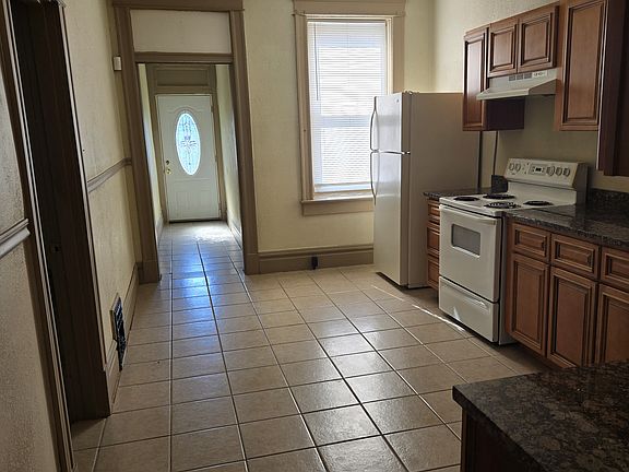5th image of 416 Wilmington Ave