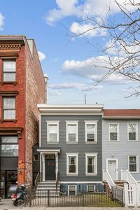 176 Eckford St, Brooklyn, NY, 11222