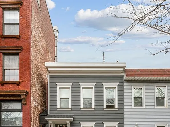 176 Eckford St, Brooklyn, NY 11222
