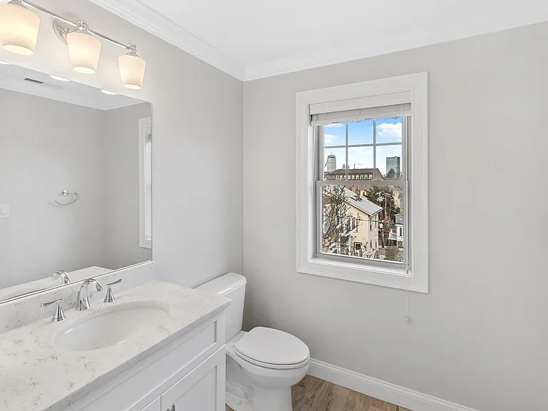 37 Lambert St #37 — Photo 8