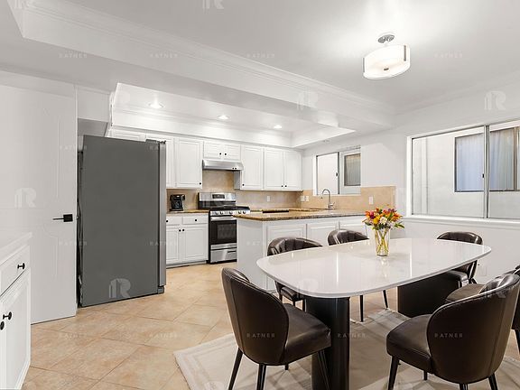 4th image of 148 S Oakhurst Dr APT 3
