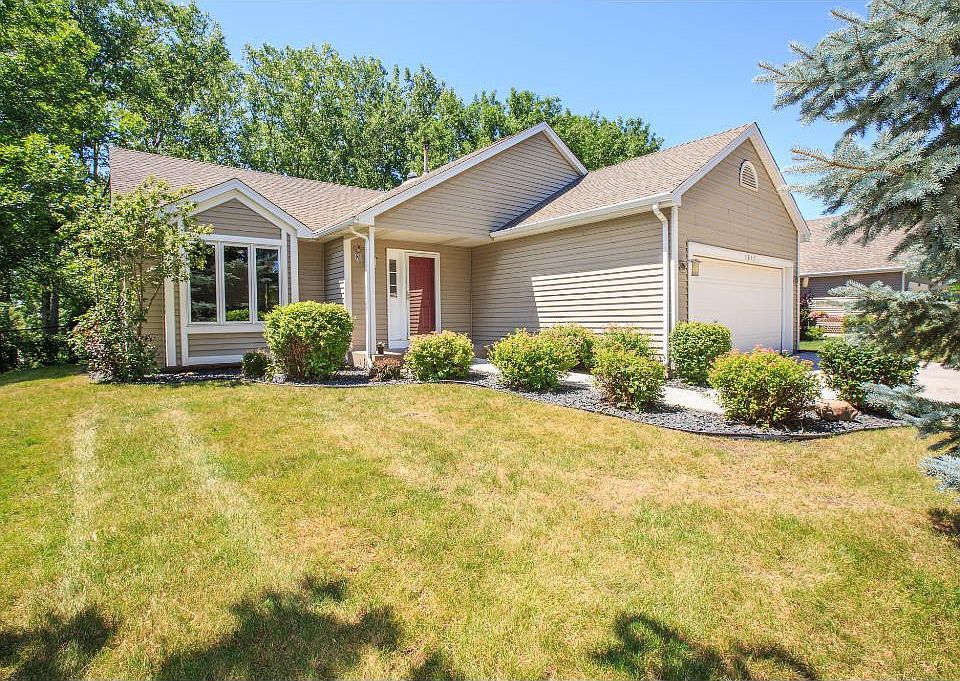 1st image of 5845 Meadowview Dr