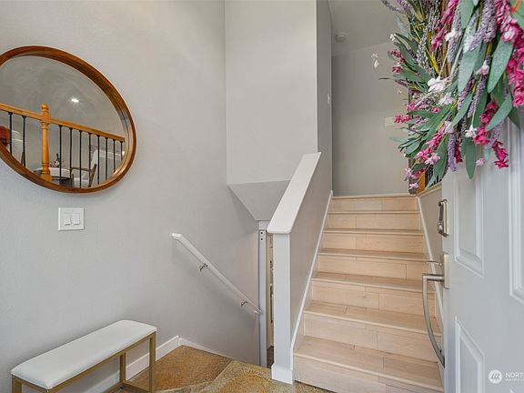 3rd image of 17309 58 Avenue W