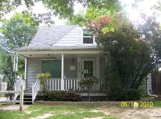22068 Virginia Ave, Eastpointe, MI 48021